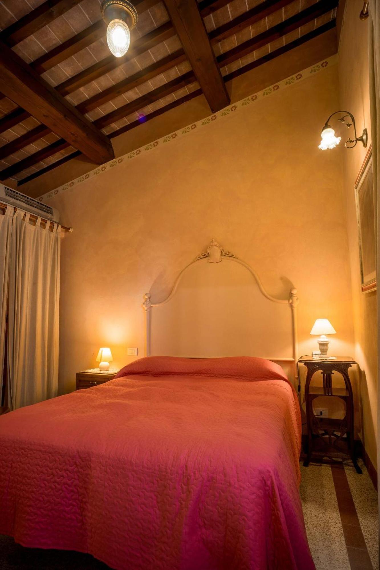 Marta Guest House Lucca Kamer foto