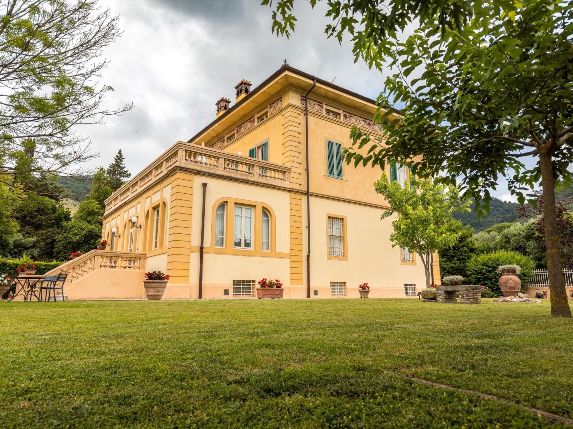 Marta Guest House Lucca Buitenkant foto